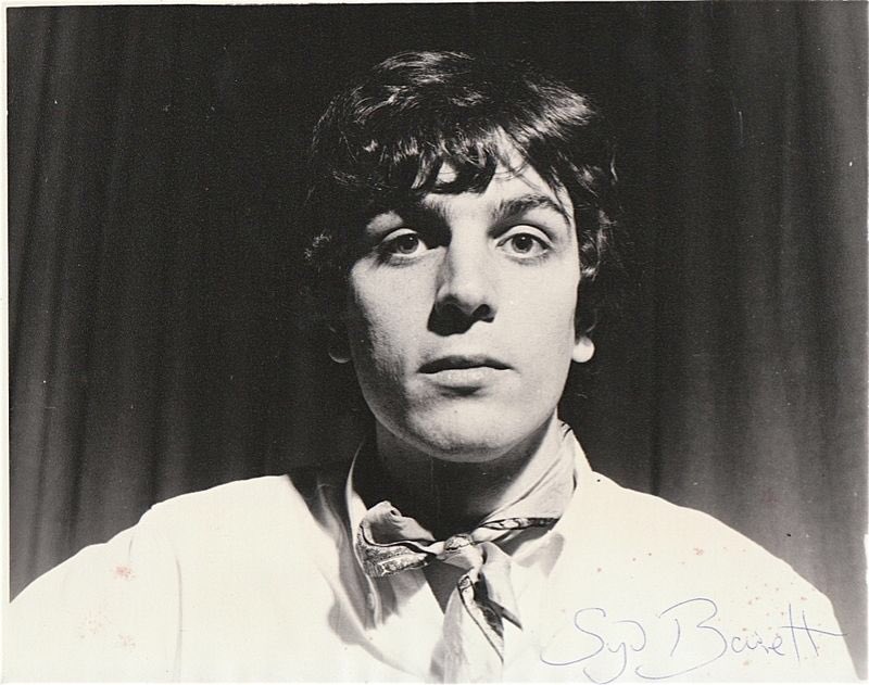 PinkFloydFan65's tweet image. 10 years ago Pink Floyd's founder Syd Barrett, passed away at the age of 60 #RIPSydBarrett