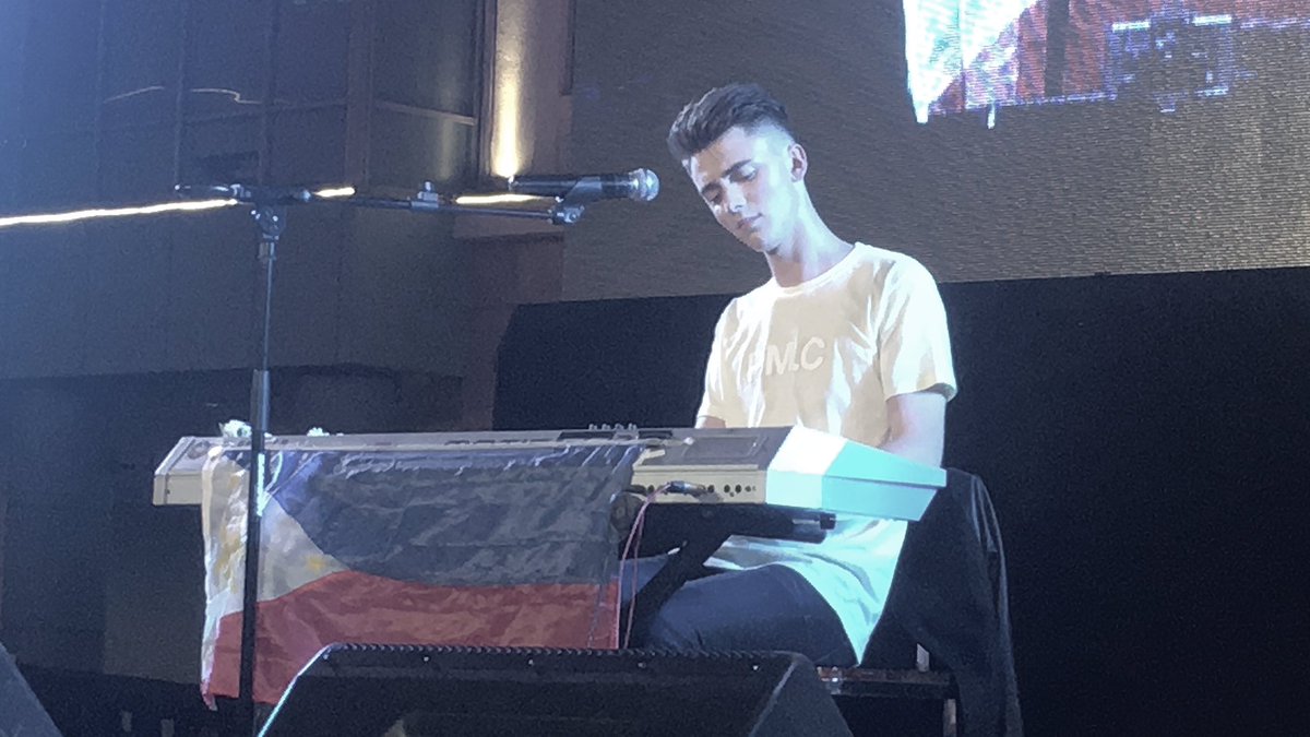 babygreysonator's tweet photo. 2 weeks since #GreysonInMNL β we miss you @greysonchance π https://t.co/CDUaRztyUt