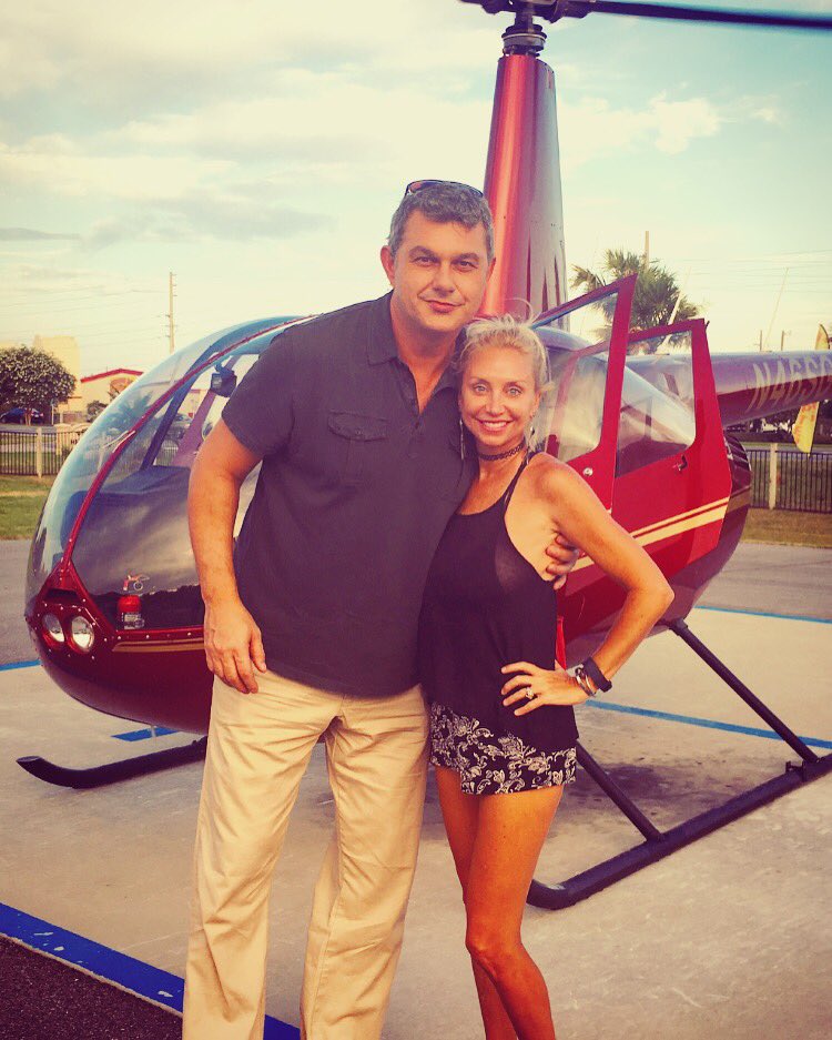 rgirlsworld's tweet photo. #loversinhelicopters #tripshock #havingfunwiththisguy ❤️ https://t.co/neWzfFYD38
