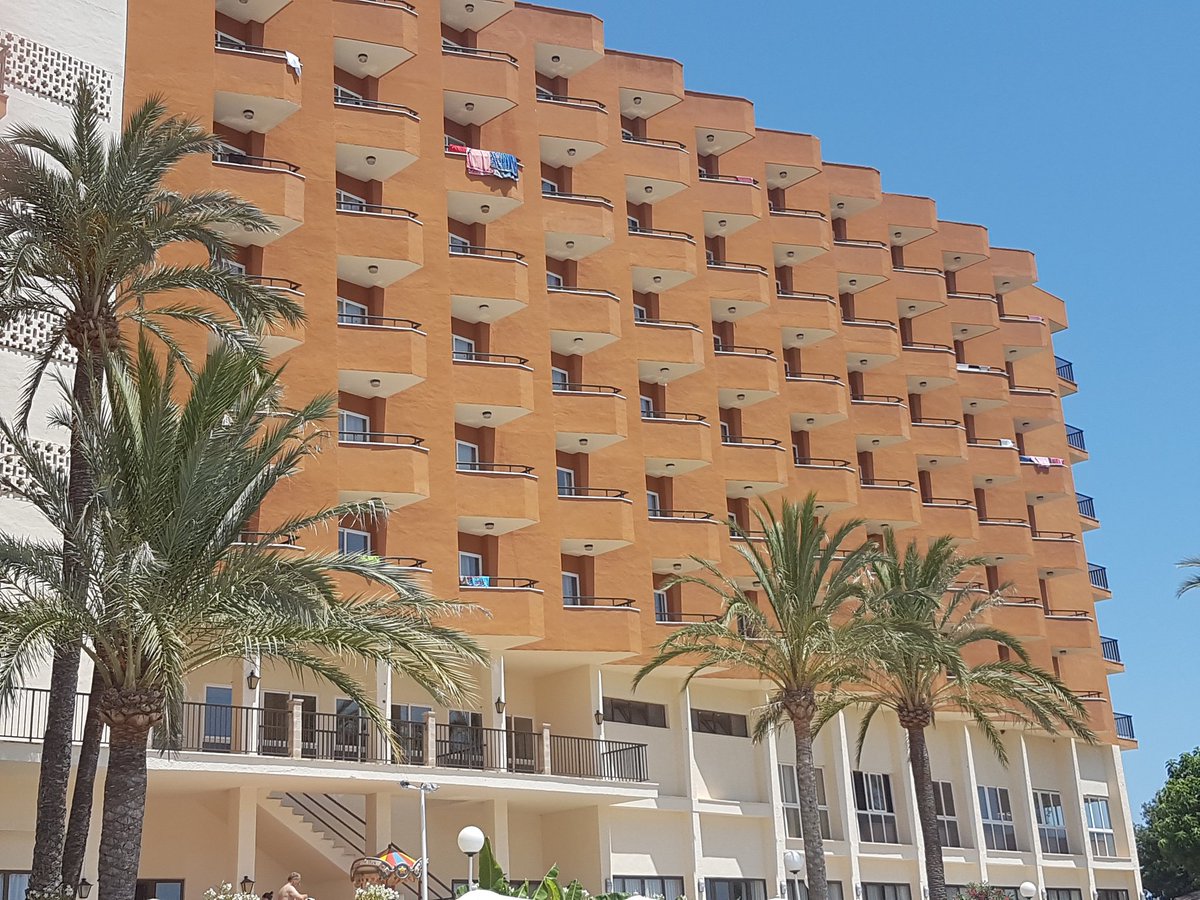 begley_nathan's tweet photo. Mallorca 2016 :). https://t.co/19zAKOQ1Zv