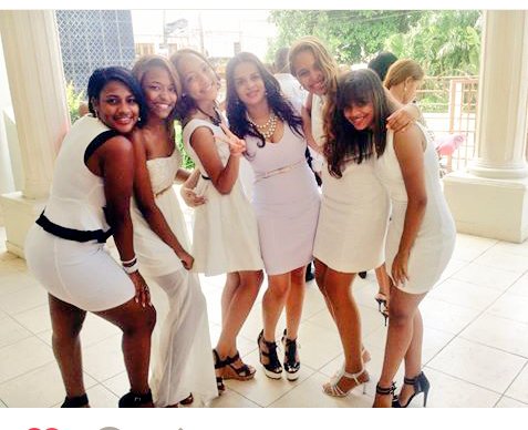 nicoledaikery's tweet photo. #Tbt 😍 graduación 2014 #JETME #SCHOOL https://t.co/iv6bCDUQQi