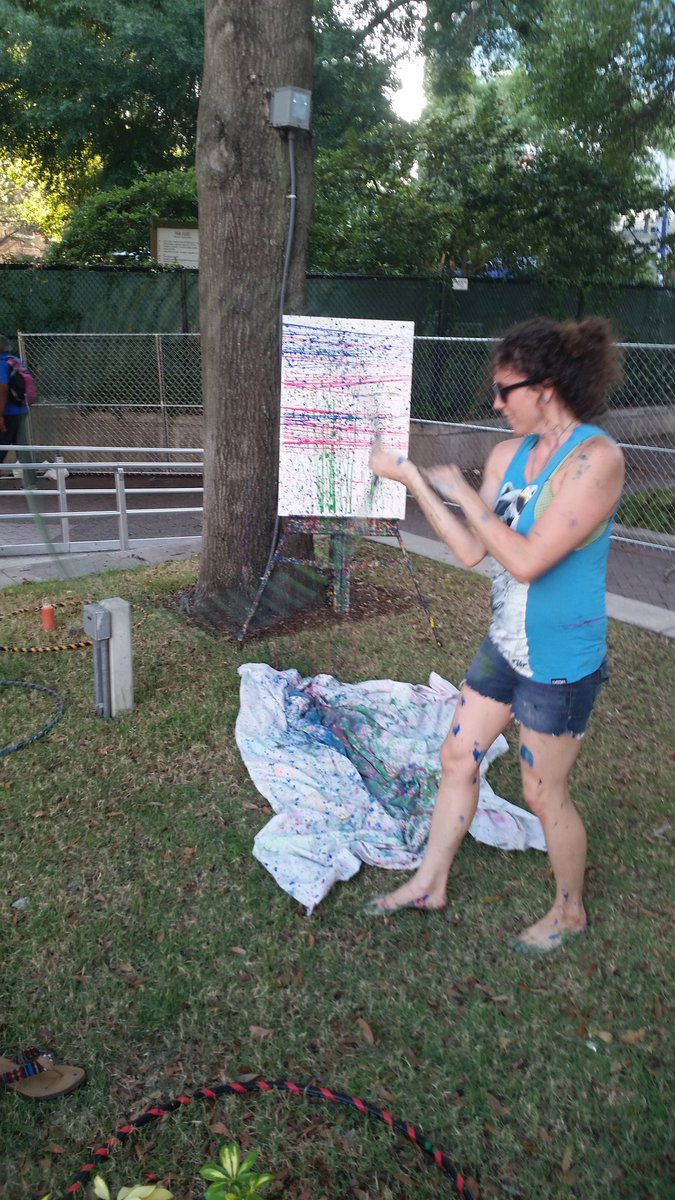 SCFlowArt's tweet photo. Had a wonderful time at #artwalkjax #igersjax #DTJax #hemmingpark #jaxartwalk https://t.co/SJ0lawUVtX