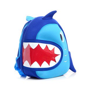 HelloPorgy's tweet photo. Why did the shark cross the great barrier reef?
To get to the other tide!

This bag brings endless fun to kids! https://t.co/sDt8pSzVHF