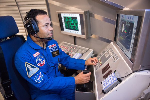 Teacher participates in simulated astronaut training to inspire students with STEM lancastersun.com/teacher-partic…