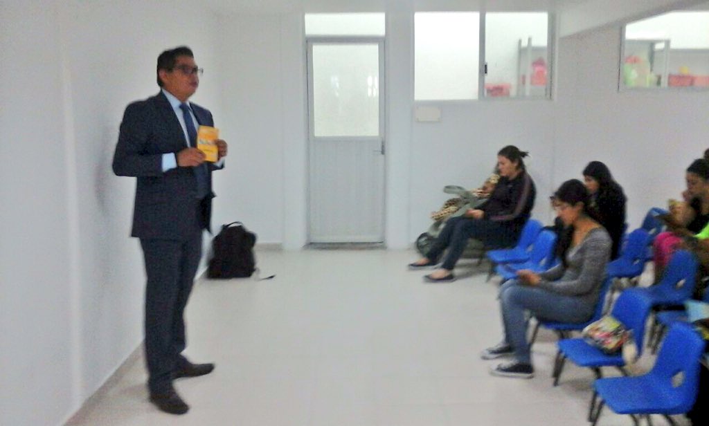 BJAlcaldia's tweet photo. Serv. Médicos y Desarrollo Humano llevaron a cabo teatro guiñol y platica de pediculosis en #CENDIBJ Valle https://t.co/C28y8nYjVC