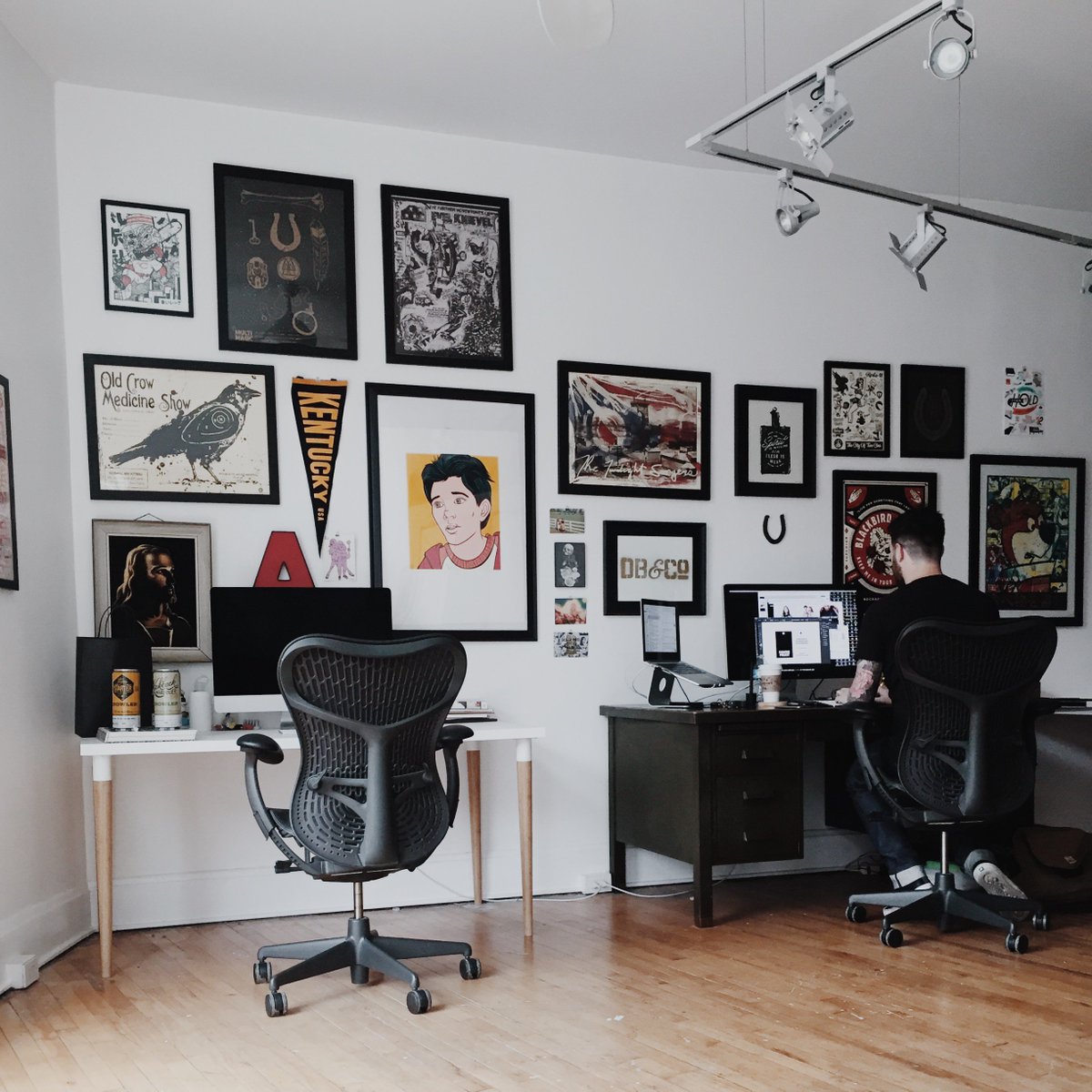 parative's tweet image. Hanging out talking about hang tags today with @durhamdept.