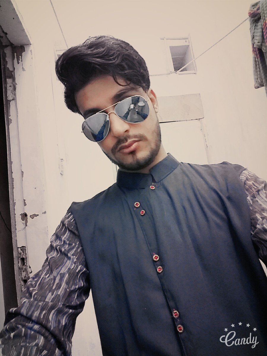 J_S_Official's tweet photo. 2nd day eid 2016 https://t.co/QpDKA18U1R