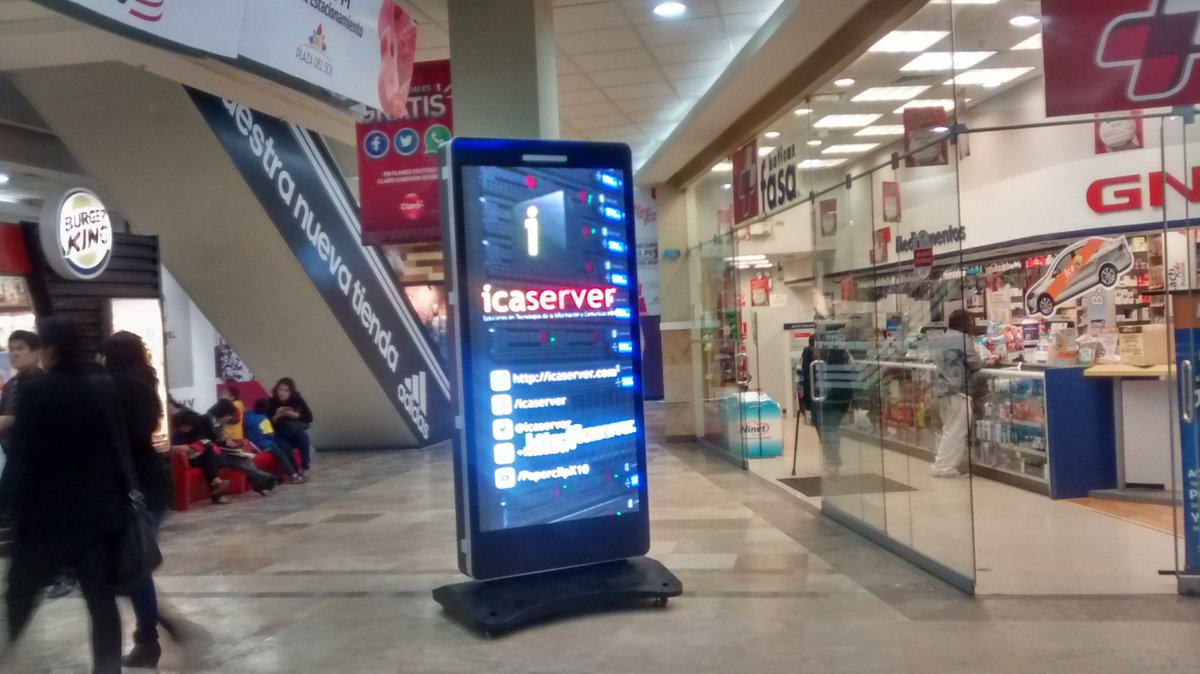 icaserver's tweet photo. Publicidad de @icaserver en Plaza del Sol https://t.co/OrlQwFjDFz