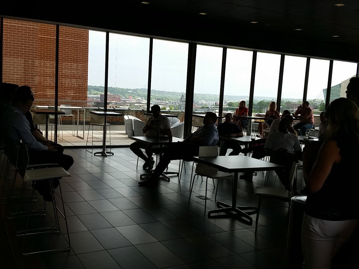 Awesome panel discuss underway. #sportstechkc