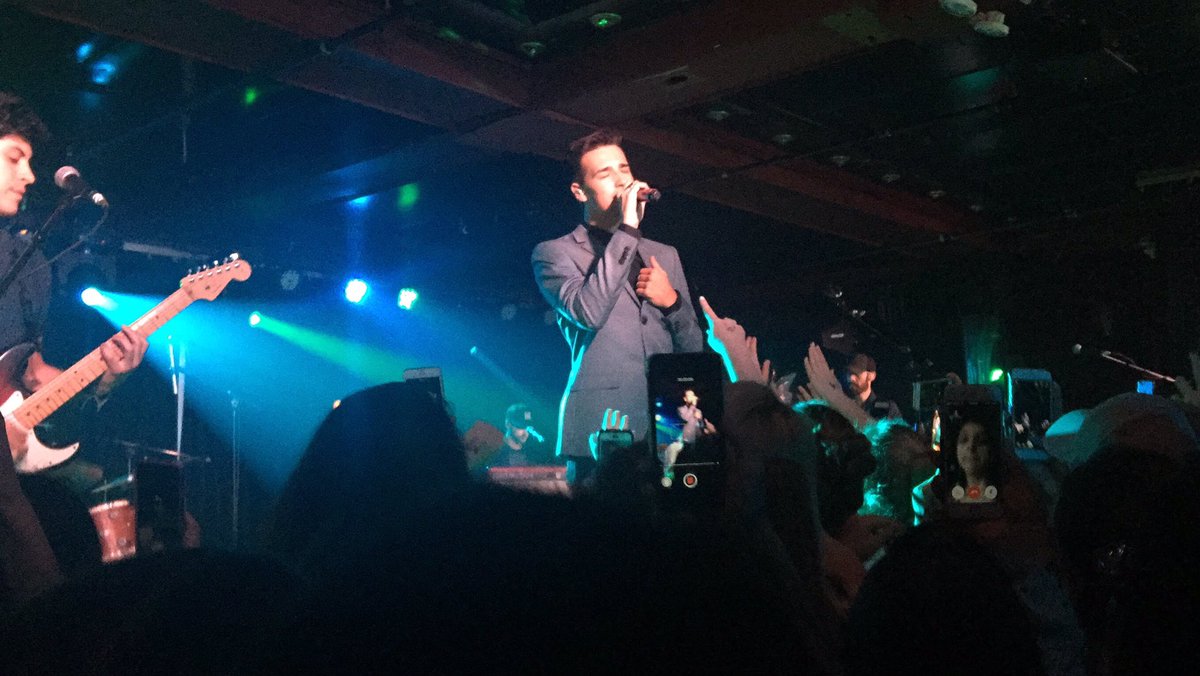 kristenrollens's tweet photo. #WHYILOVEJACOB He's the biggest mush you'll ever meet & he's pretty damn talentedโบ๏ธ๐#PREORDERWHYTONIGHT https://t.co/4QHaELB05p