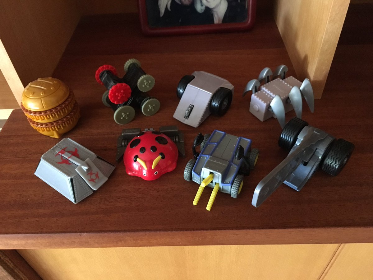 Greg Munson tweet media