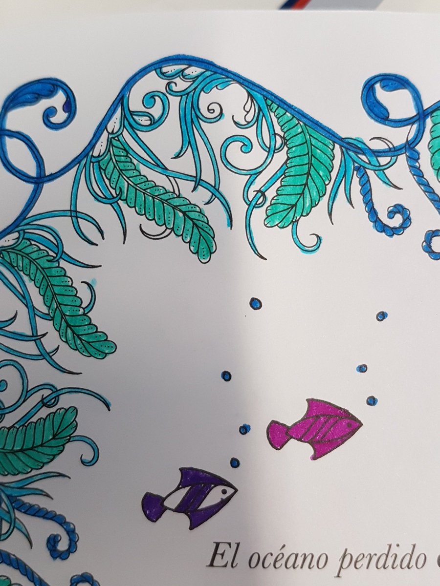 Qtzl's tweet photo. Para ser una buena godinez, uno tmbn necesita darse un espacio... #colorisfun https://t.co/l7Gv7guaTK