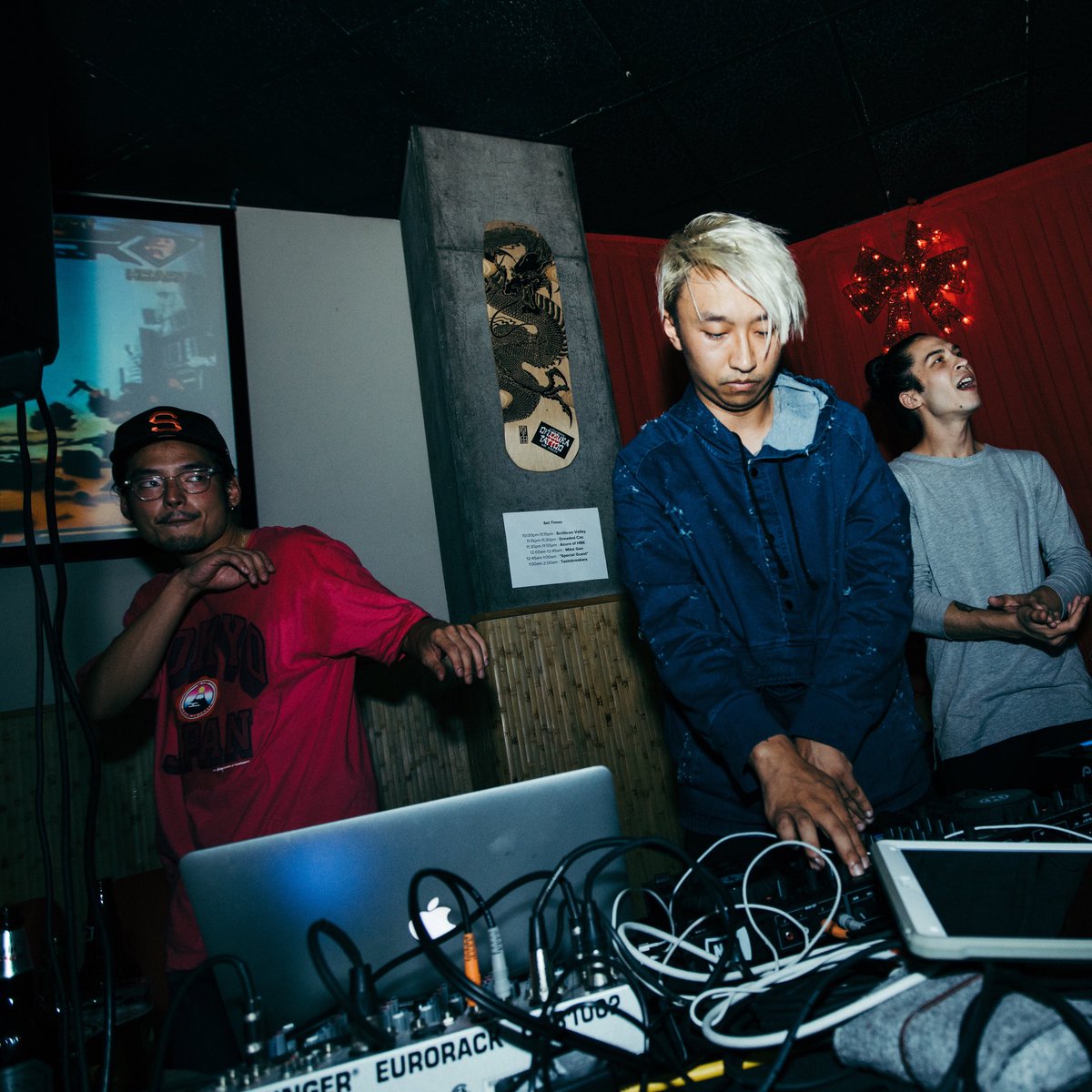 letsplaydough's tweet photo. Mike Gao the God and Azure aka Lil Shyblue 🔥 #UltraRare https://t.co/L1TjFlfjPW