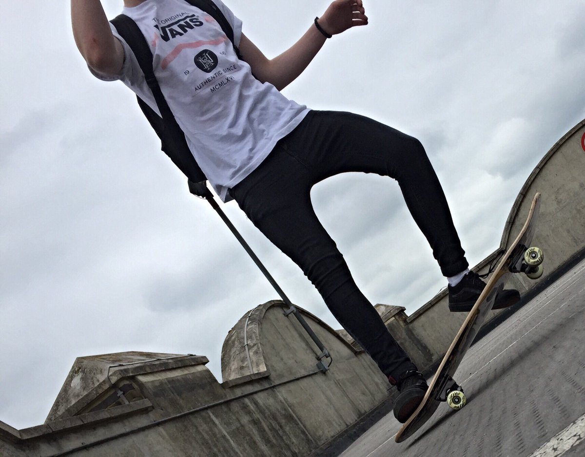 Born2Skill's tweet image. #ShoesSoFresh