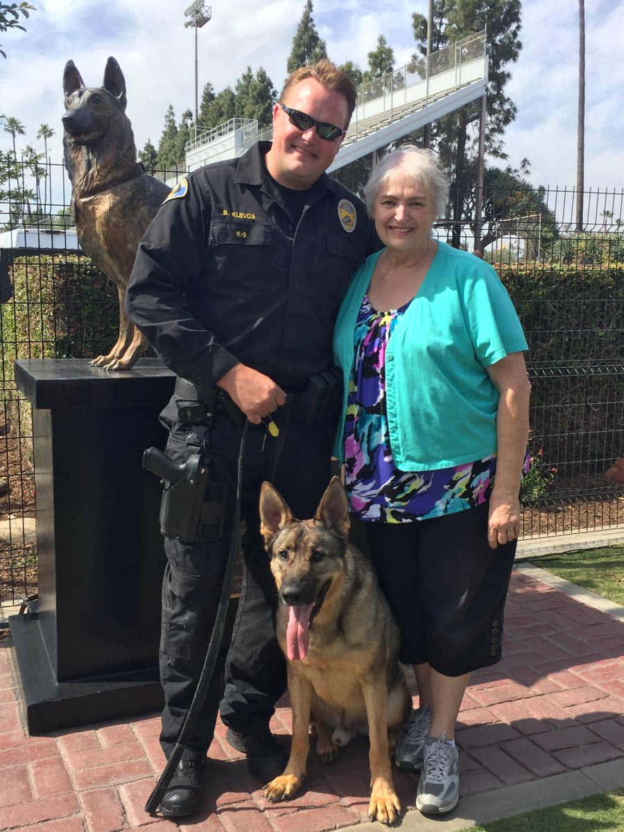 AnaheimPD's tweet image. Happy Retirement K9s Guenther &amp;amp; Ares-Officially retired at @City_of_Anaheim Council meeting. Over 13yrs of service