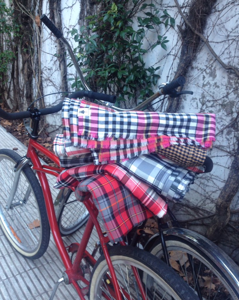 mantarrayaok's tweet image. Arranca el #FindeSemana #XL preparate para disfrutarlo con un #poncho #manta #MantaRraya 🚲🍁🍂