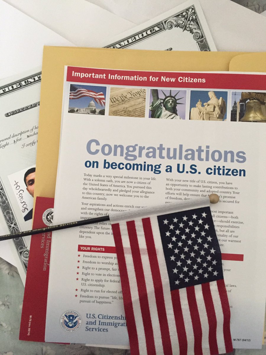 singh_sarabjot1's tweet photo. Officially a citizen of the United States!! 🙌🏻🇺🇸😎 #merica #cantdeportmenow https://t.co/xYv8ZnlKGX