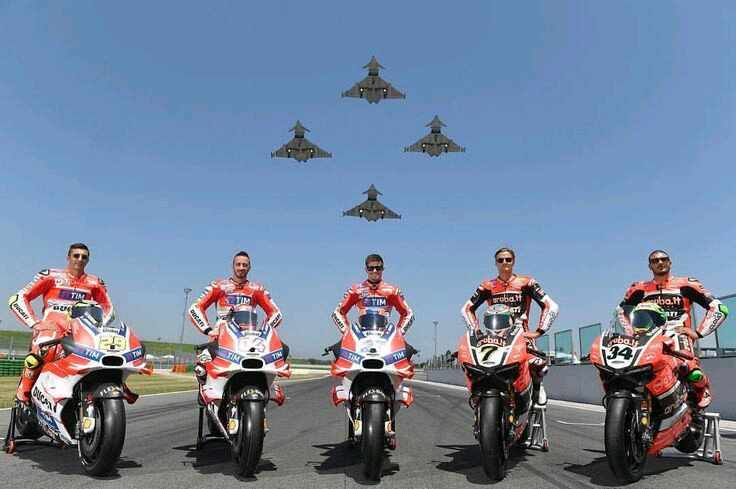 valerio_reda's tweet photo. #WorldDucatiWeek
#90YearsofDucati
#thanksforcelebrating https://t.co/Rf7aujz2KI