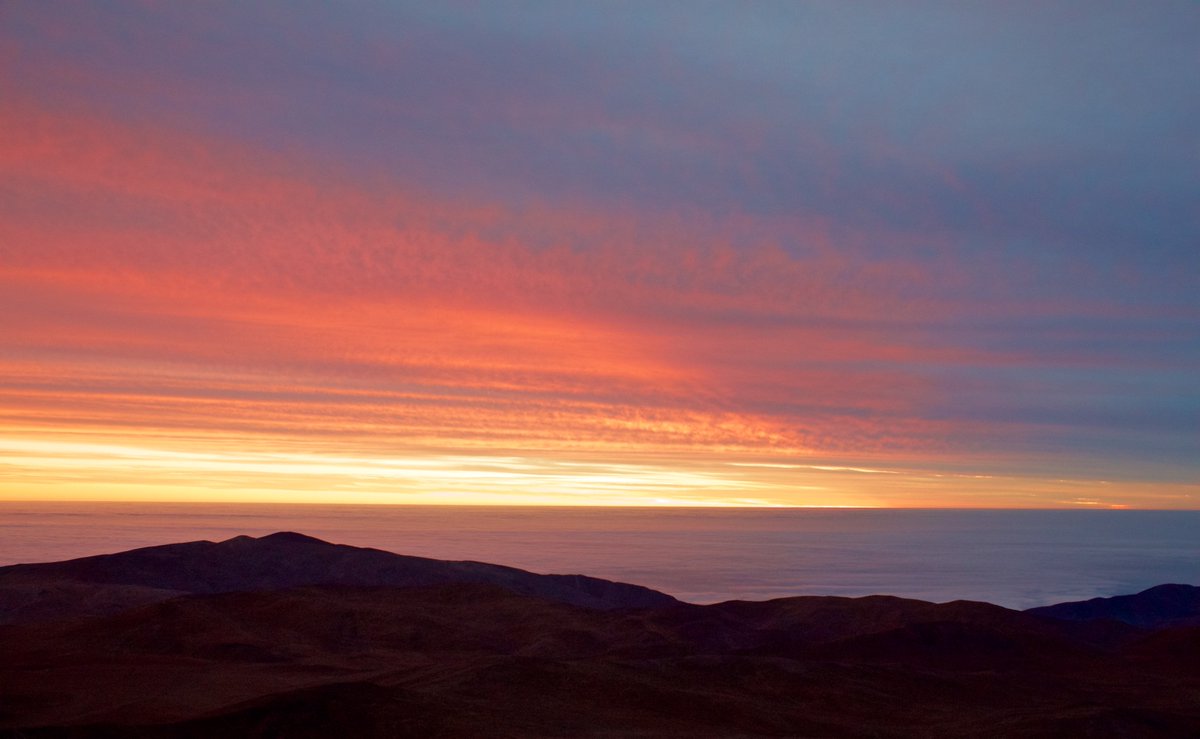 Shales11's tweet photo. Clouds make a beautiful sunset at #VLT #ESO #paranal but not for observations. I guess I brought the clouds with me? https://t.co/94NSdzZXYL