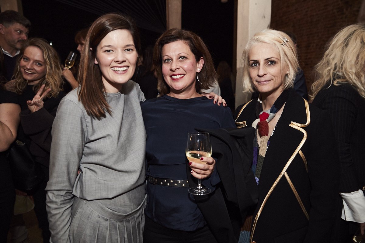 Woolmark's tweet photo. A toast to #WoolmarkPrize sponsor @Wine_Australia who helped us celebrate the success of our AUS &amp; NZ design talents https://t.co/haWCuFjEfG