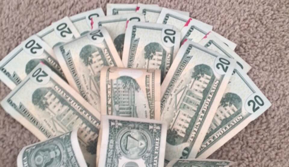 kingcameron217's tweet photo. Pay Day 😍💸💵🔌💯 https://t.co/oBWtknllGu