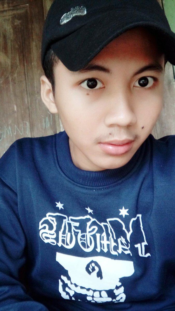 Doni Darmawan Cyrus tweet media