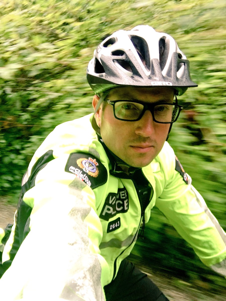 Canuckula's tweet image. It's not easy being green. #LotsofRain #BikeCop #WhereIsSummer