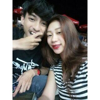 Bahagia ya kita ber2 si{}