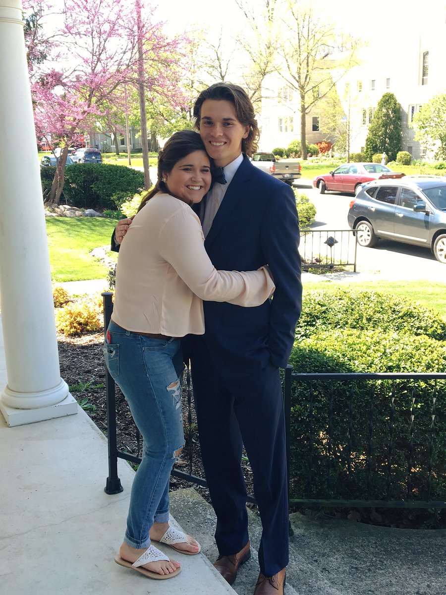 ryano1224's tweet photo. Happy 21st to the best big sister I could ask for @_jesssahhh 🍻🎉 https://t.co/hddLJhiKjv