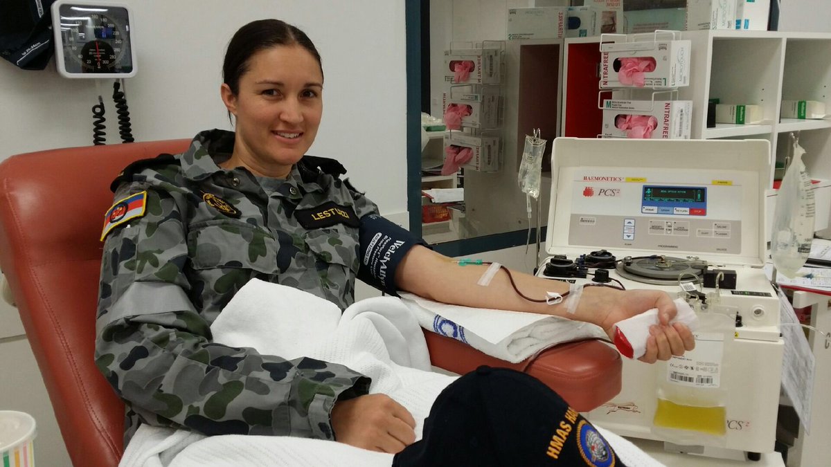 Australian_Navy's tweet photo. Leading Seaman Bianca Lestuzzi from #HMASHarman is on #AusNavy's #Red25 team donating blood to #save3lives are you? https://t.co/XmKapUDa6z
