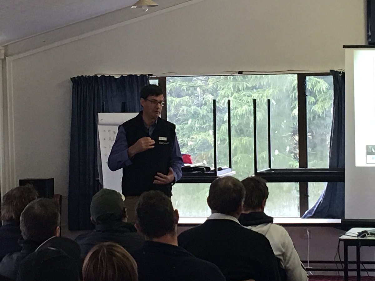 CharlottePGWS's tweet photo. David Chapman @DairyNZ estimates slightly slower grazing around = extra 0.7tDM/ha/year to #LUDF. #needtetraploids https://t.co/YMhgppxqLG