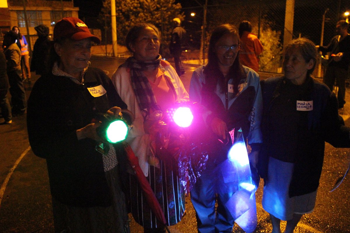 pluZtaller's tweet photo. @belindatato : @TrasnocheLab transforma con la comunidad en #Medellin #Bogota en la #noche https://t.co/OTWXl67oGb https://t.co/oGt8QwT9fJ