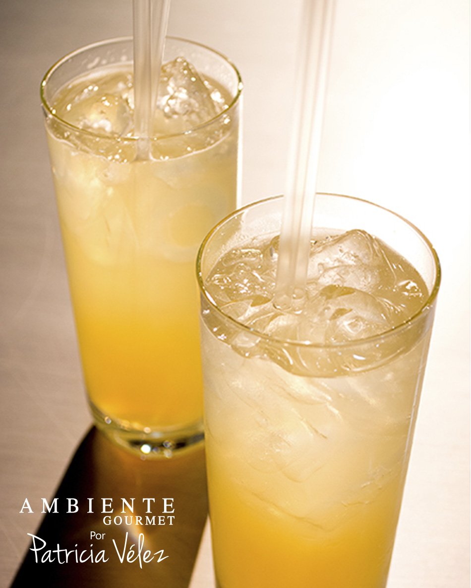 ¡Brindo por un fin de semana lleno de alegría y amor!
--> bit.ly/293eIFf