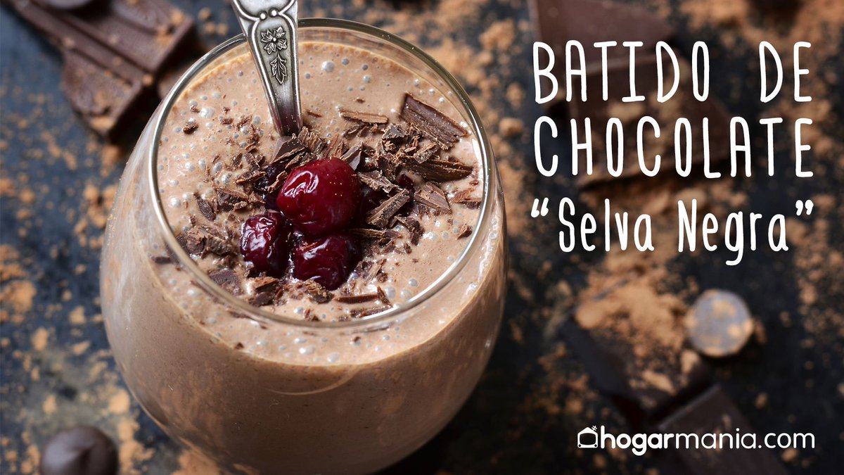 evaarguinano's tweet photo. Batido de chocolate y cerezas inspirado en la tarta Selva Negra, fácil y refrescante ➤ https://t.co/cHxtpXr3Kb https://t.co/DMsPDwnAQV