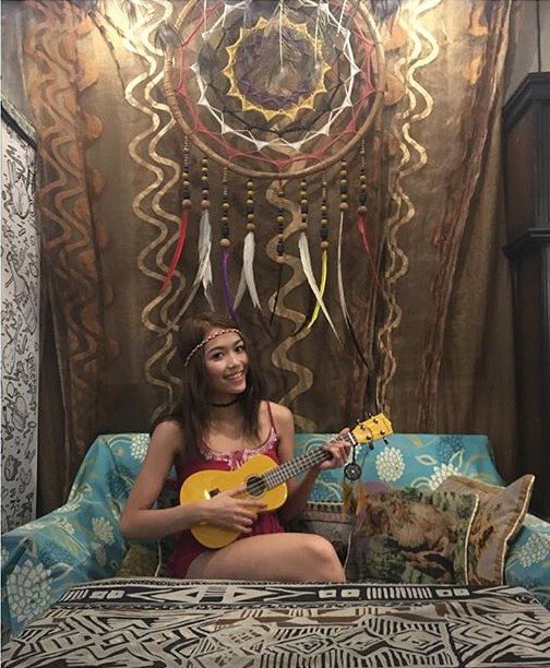 mihojuanCharmi's tweet photo. happy naman si @gt_miho ,tama lang baliwalain ang mga dapat baliwalain!!! Blooming ang career mo, lalo ka gumaganda https://t.co/3MZpqCC6gD