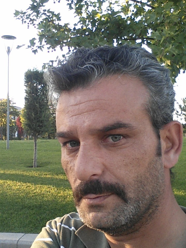 Birisi sarkık bıyıklar mı dedi. 😄