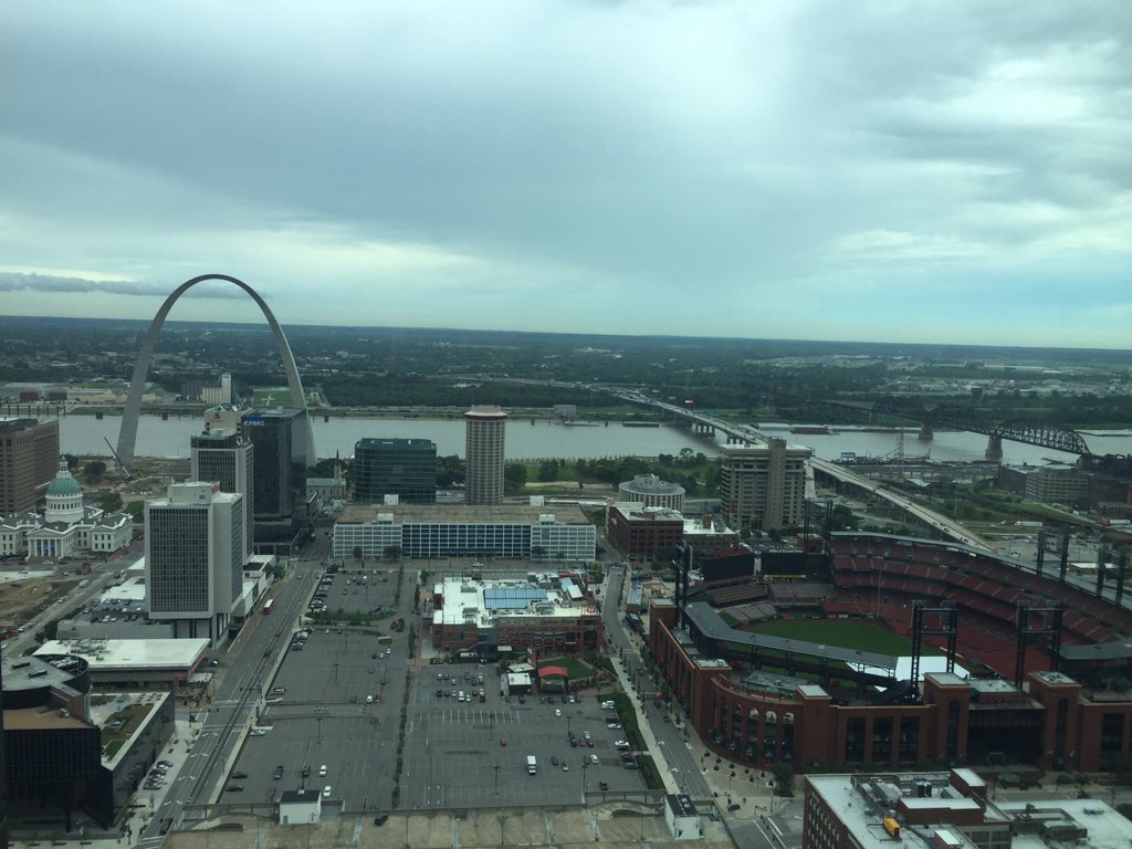 MrBridgesStL's tweet image. Another great day learning &amp;amp; sharing w/educators, judges, &amp;amp; officials! View from the top #FederalSystem #immigration