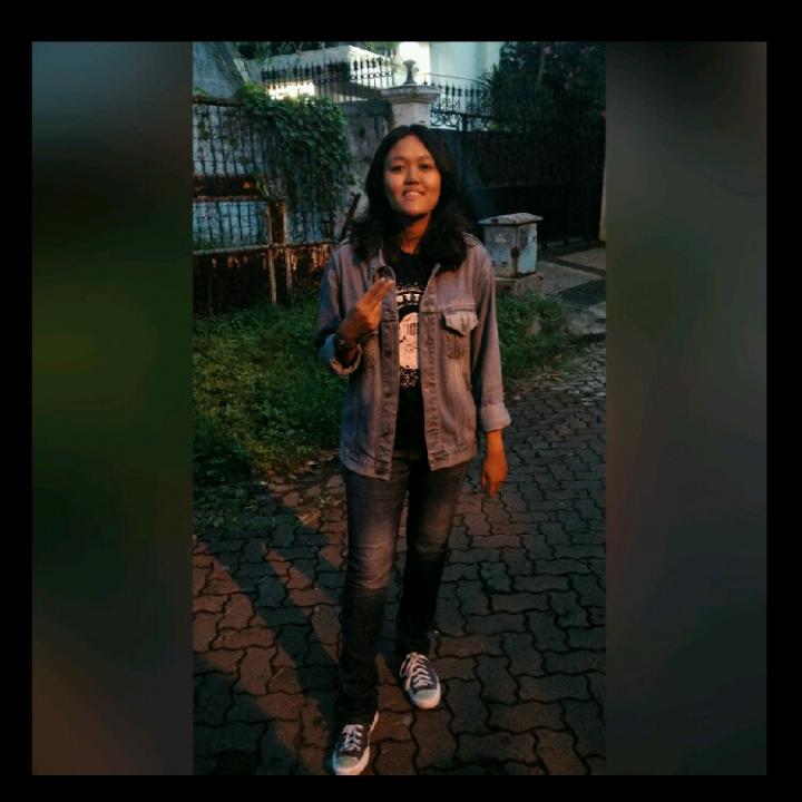 mitha_dea's tweet photo. I am streaming on #BIGOLIVE. Join now! https://t.co/gJ584ClIyY https://t.co/vYjHZSpuW3