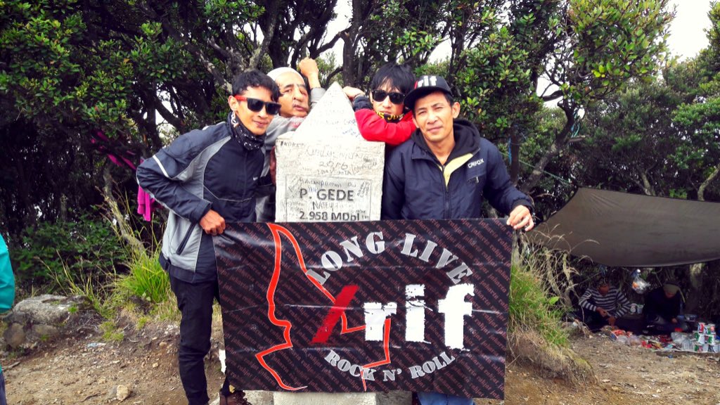 indra / rif tweet media