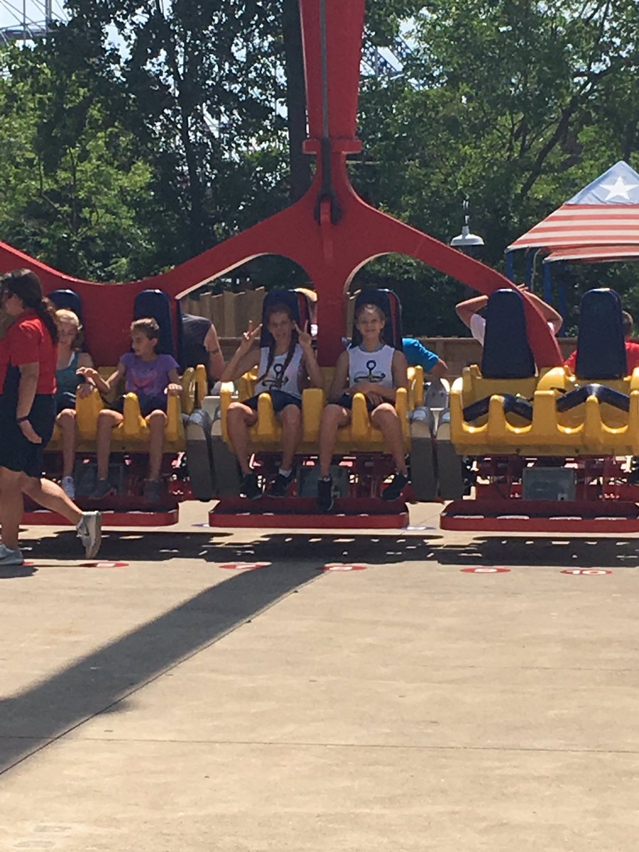 Shelley Gradomski tweet media