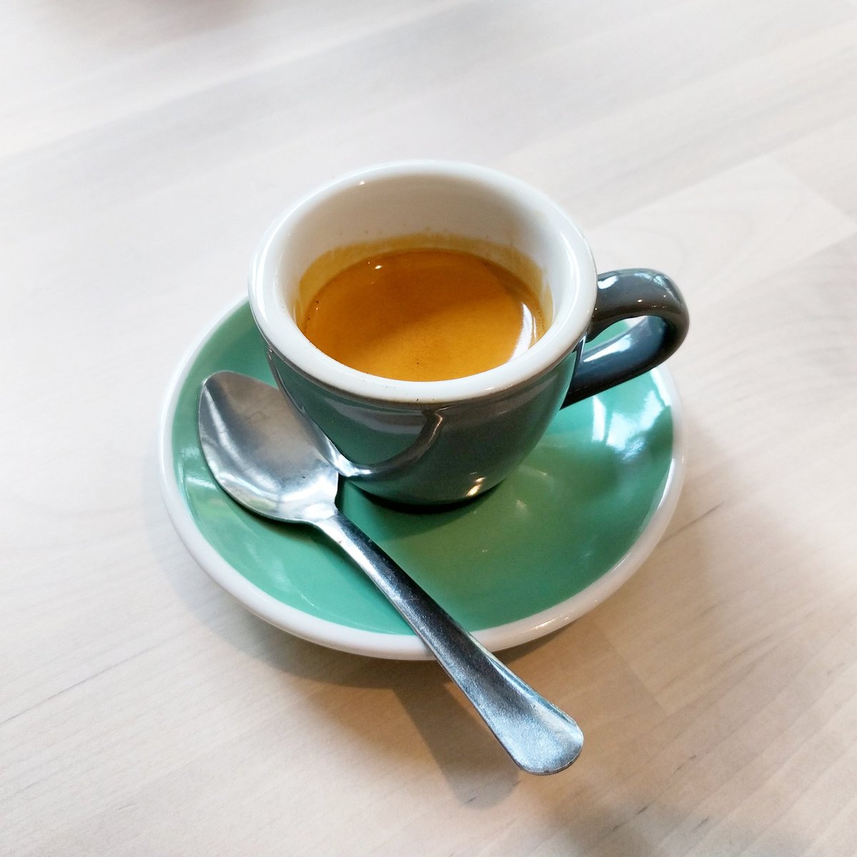 OnyxTonics's tweet photo. Now on espresso, the Gachatha by @heartroasters. Super juicy with flavors of pink grapefruit, blackberry &amp; molasses https://t.co/rfrz9iquw9