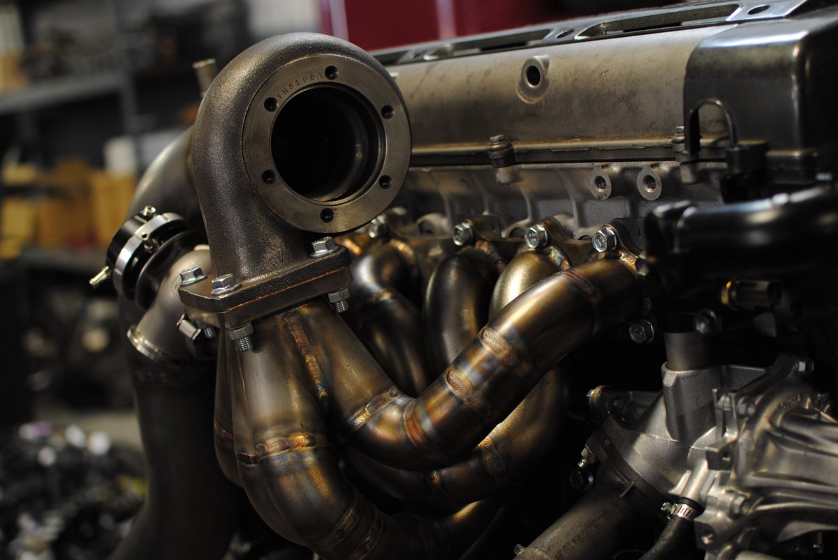 PsiProformance's tweet photo. Some sweet turbo setups being built in the shop #psiproformance #psifabrication #turbos #boosted https://t.co/2SlUTKyiHW