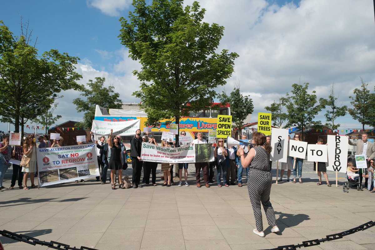 Demonstration at Cunard Building for <a href="/saveallertonpri/">Save Allerton Priory</a> 22 July <a href="/LiverpoolGreens/">Liverpool Green Party 🐦</a> <a href="/SaveWooltonWood/">Save Woolton Wood 🍃 💚🍃</a> <a href="/SaveSeftonParkM/">SaveSeftonParkMeadow</a>