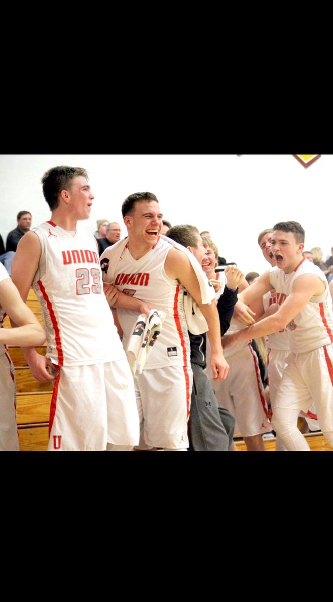drew_edwards10's tweet photo. Happy birthday to one of the original members of the Felony squad🎉🎈🔥👐🏻 #onenationundertodd @Jboisen_7 https://t.co/2YZOCmezr5
