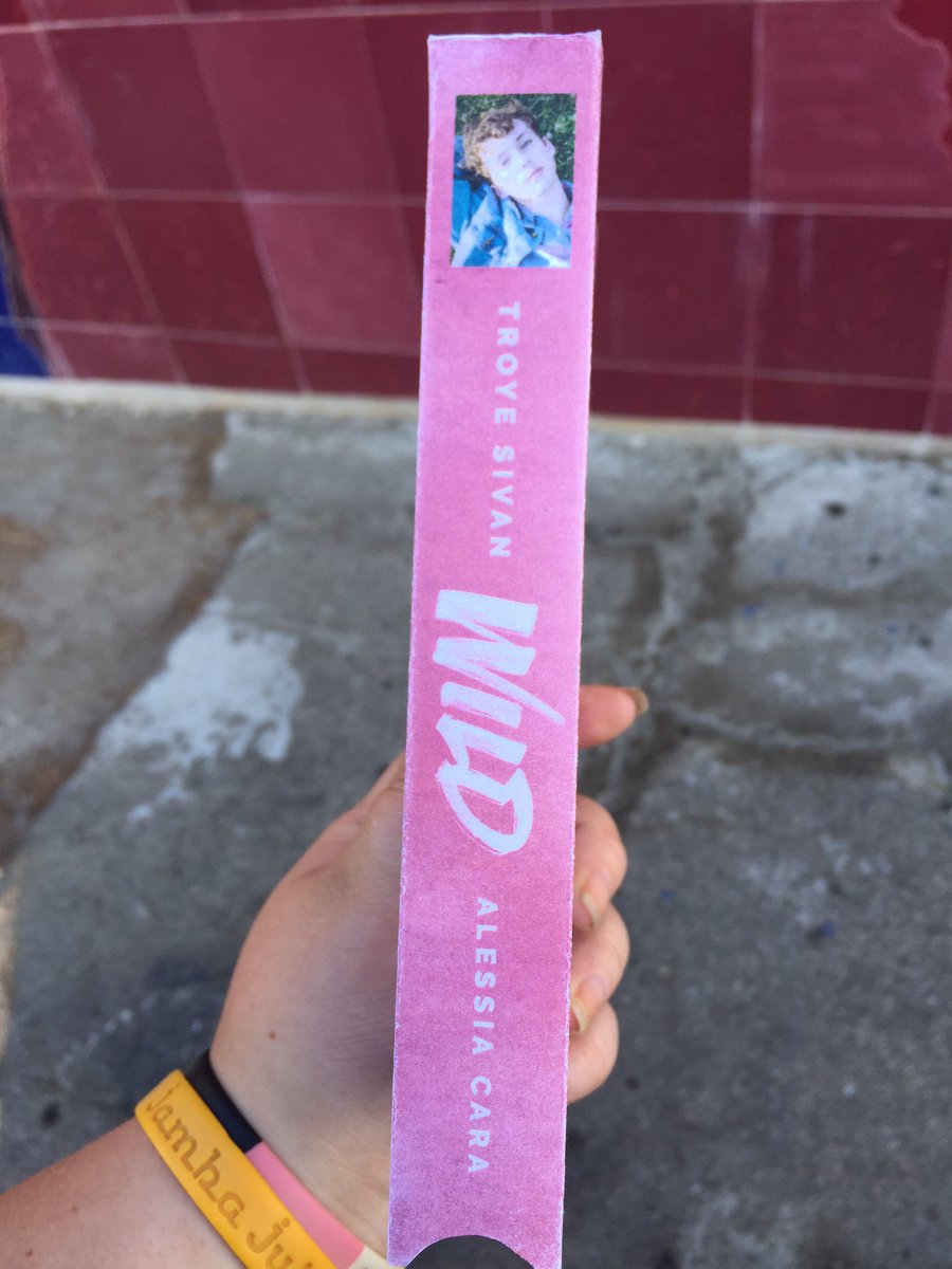 shannonbryana's tweet photo. THIS IS WHAT THE TAPE LOOKS LIKE #WILDHUNT https://t.co/jEXiPk2wiQ