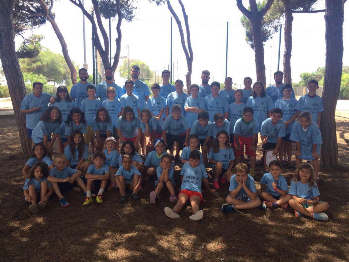 Clubhandbolgava's tweet photo. Avui el nostre Casal d'Estiu posa el seu punt i final. Moltes gràcies a tots els que l'heu fet possible! https://t.co/1aohNgty2b