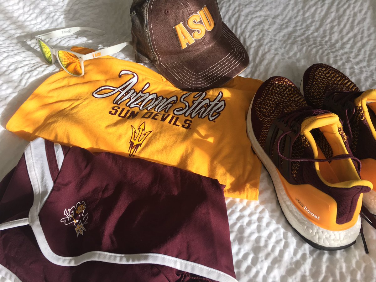 CourtneyMConnor's tweet photo. @SunDevilWLax Camp time!! 😎#LookGood #FeelGoodFriday #lacrosse #ReadyToRule #funtime2016 #ForksUp https://t.co/Almxcs4qSV