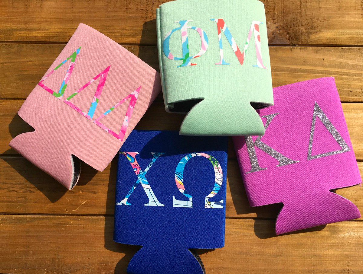 Personily's tweet photo. #sorority #koozies now in the shop! #greeklife #backtoschool #collegelife #lillyprint https://t.co/yhb9VQa8mN https://t.co/pGKPCphXHw