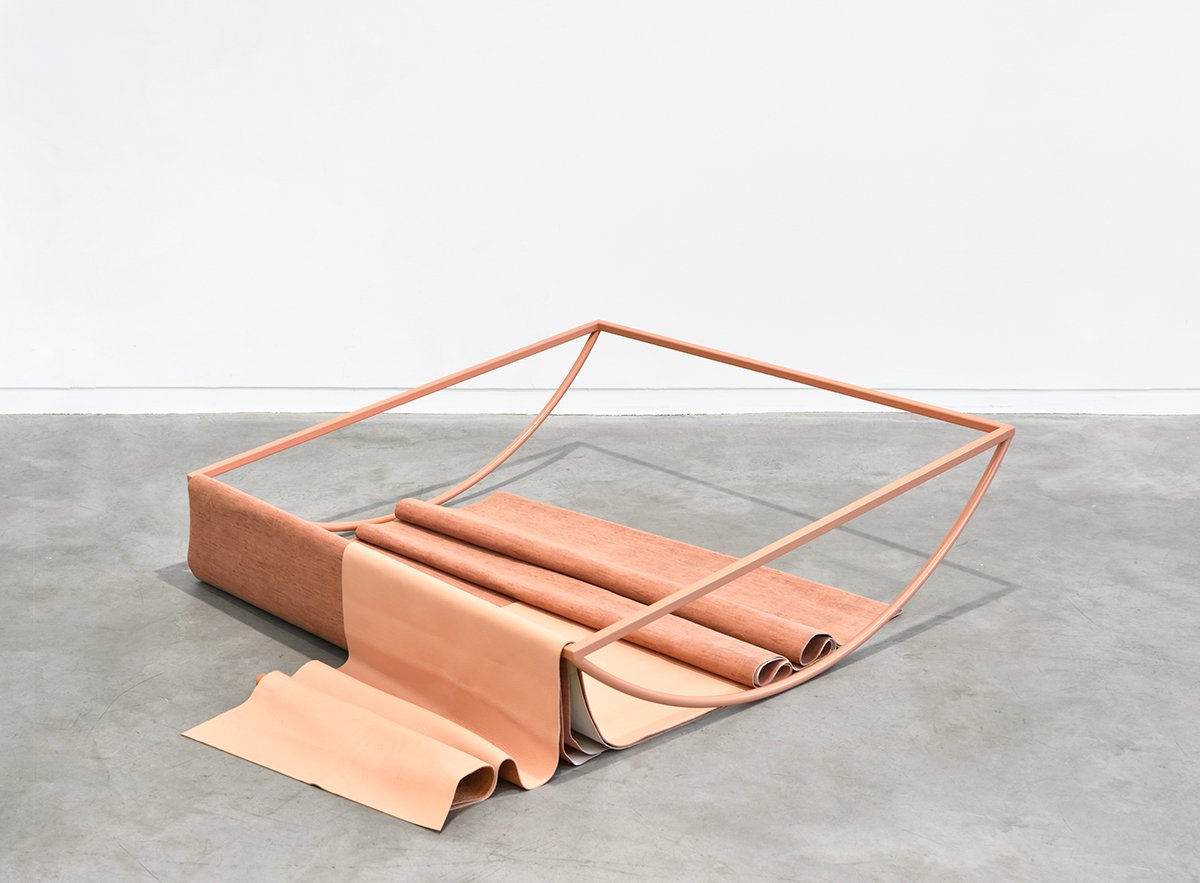 sayhito_'s tweet photo. Playful sculptures, deconstructed photo + French dirty talk: https://t.co/Y6UuQ3SF7f  #sayhito_ #exhibition #paris https://t.co/a5A4CHT7Jv