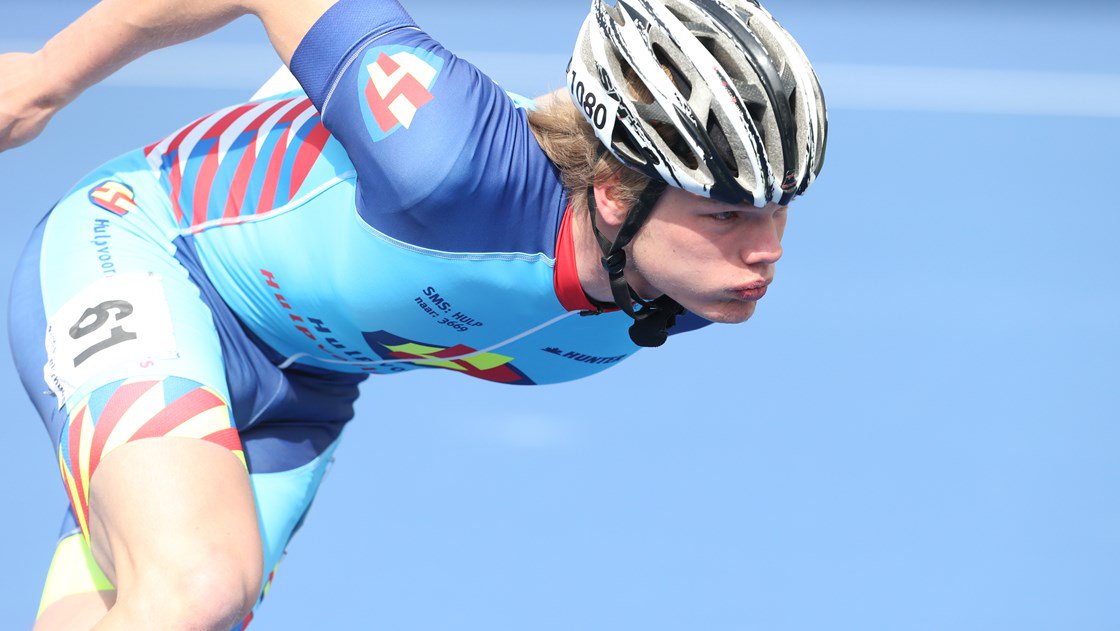 Rick en Kay Schipper, Haasjes en Slagter zonder sponsor na faillissement - schaatsen.nl/nieuws/2016/ri…